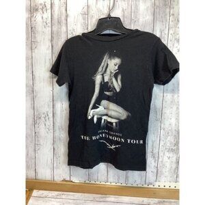 Goth y2k indie normcore gorpcore fisherman Ariana Grande T-shirt Size XS Black
